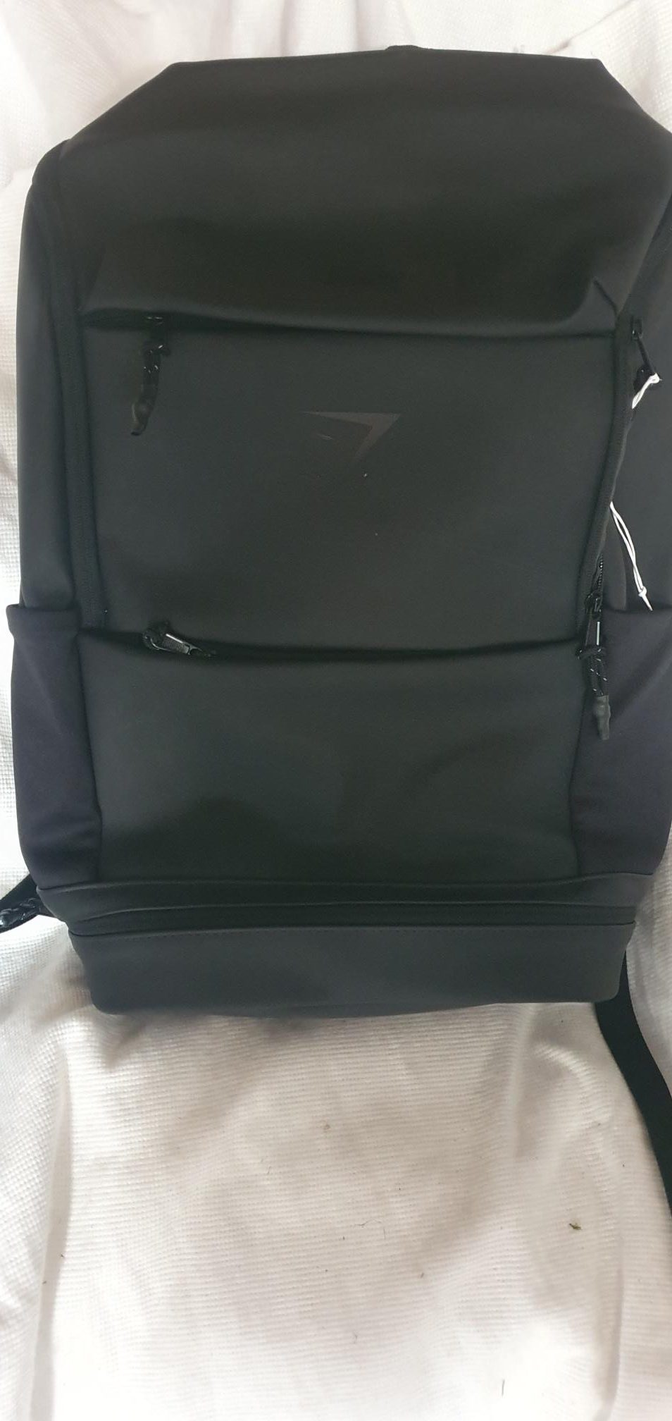 Brand New with Tags Osprey Kestrel 48L Backpack In Black..