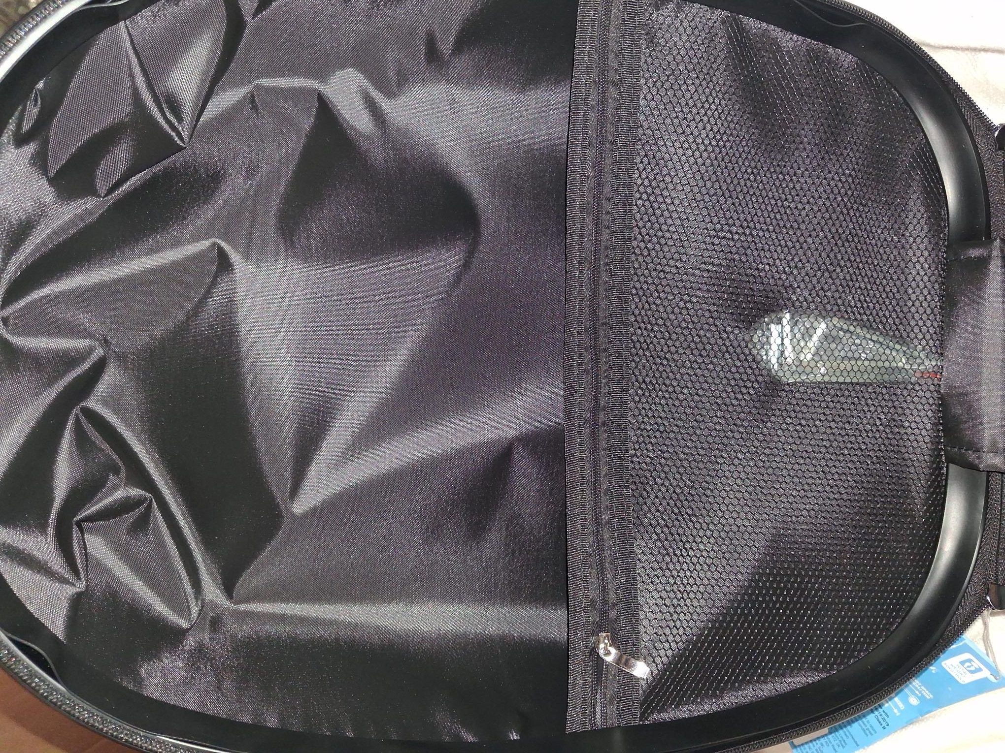 Brand New with Tags Burton Sidehill Unisex18L True Black...