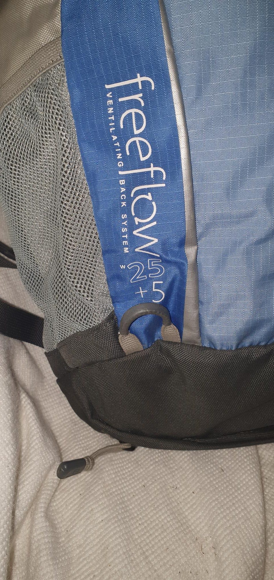 Ex Display Berghaus Freeflow 25 +5L Backpack in Blue..