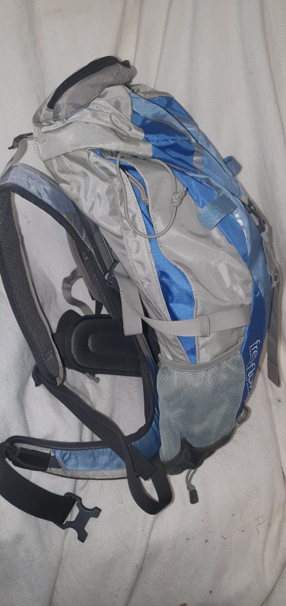 Ex Display Berghaus Freeflow 25 +5L Backpack in Blue..